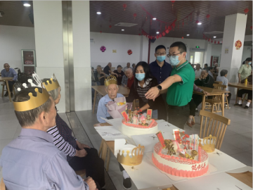 不忘初心，砥礪前行—白鶴敬老院的慰問(wèn)之行